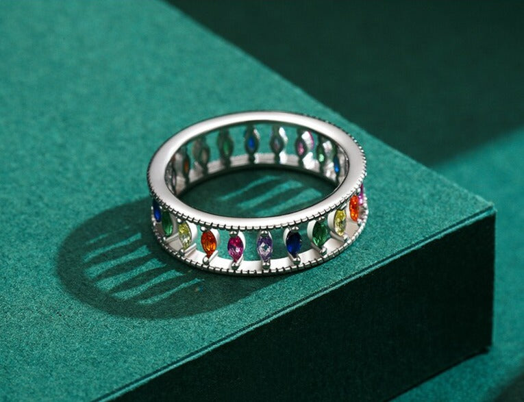 COLORFUL RING