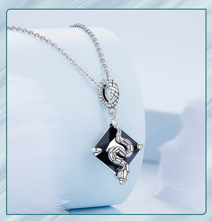 BLACK SQUARE GLASS SNAKE DANGLE CHARM