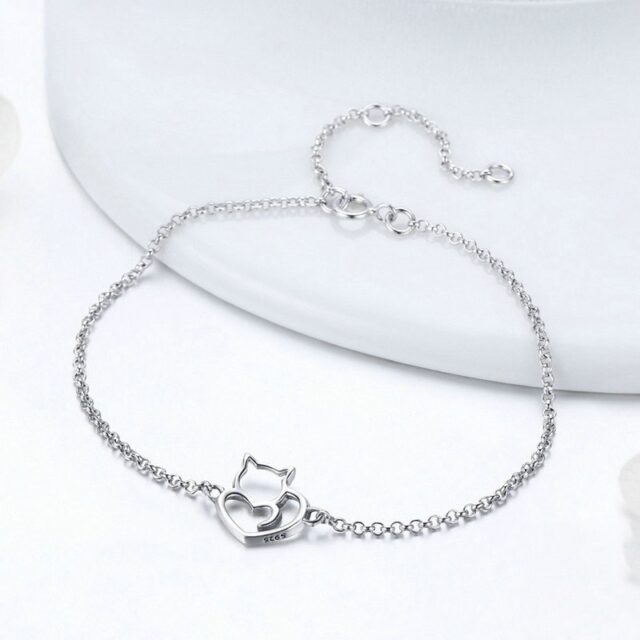 CAT & HEART BRACELET